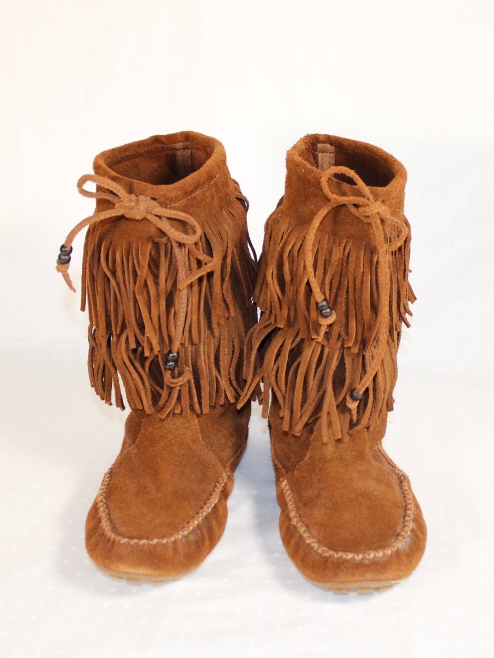 Minnetonka moccasin fringe suede boots y2k 2010s women size 10